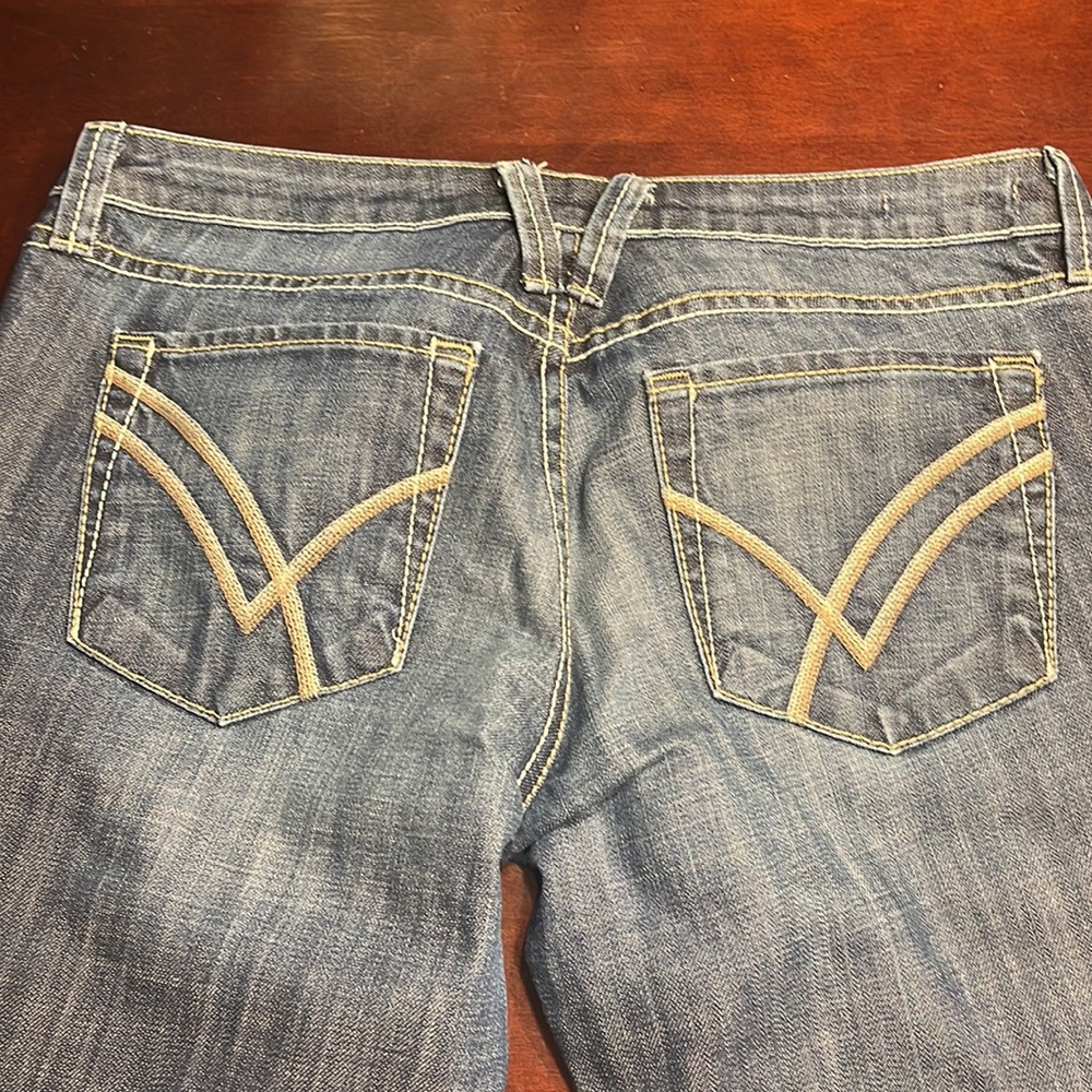 William Rast jeans - Picture 2 of 4
